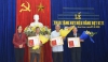 Đồng chí Phó Bí thư Thường trực Tỉnh ủy dự Lễ trao Huy hiệu Đảng  tại thành phố Kon Tum